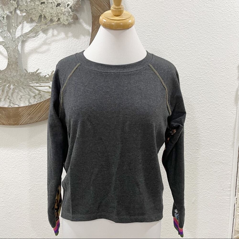 Hollie Watman High Low Scoop Neck Zippered Pullover Floral Metallic Gray XS S